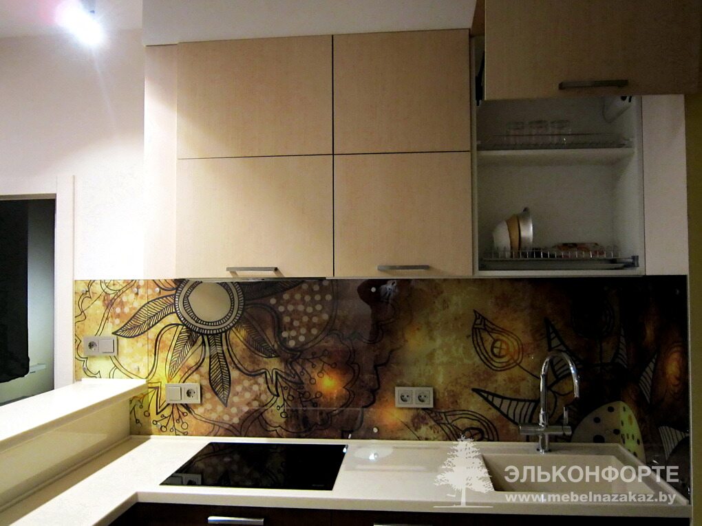 Угловая кухня из шпона Африка дизайн и фото 3