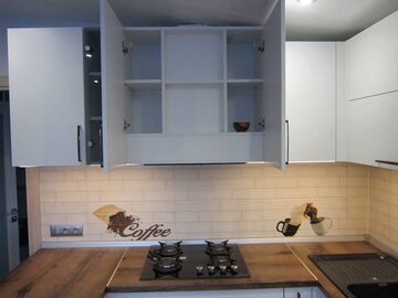 П-образная белая кухня Натали дизайн и фото 12